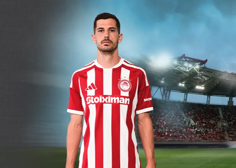 Remo Freuler Olympiacos le Pirée numéro 19