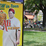 Affiche publicitaire placardée dans toutes les villes