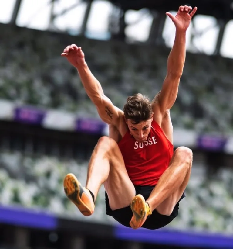Ehammer à l'entrainement saut en longueur Tokyo
